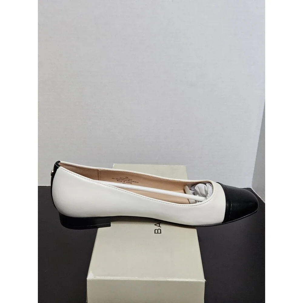 Sz 8 - Bandolino Womens Ballet Flat Patent Cap Toe White Black Leather Taprinz